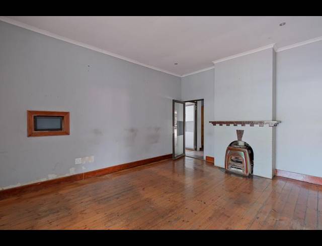 OFFICE FOR SALE IN ARCADIA